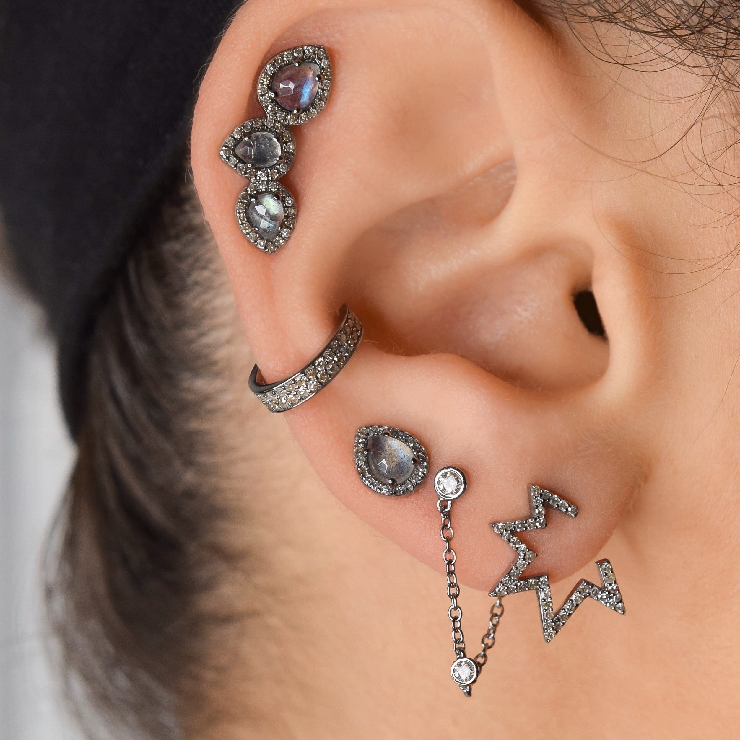 Small Open Mod Diamond Star Earrings