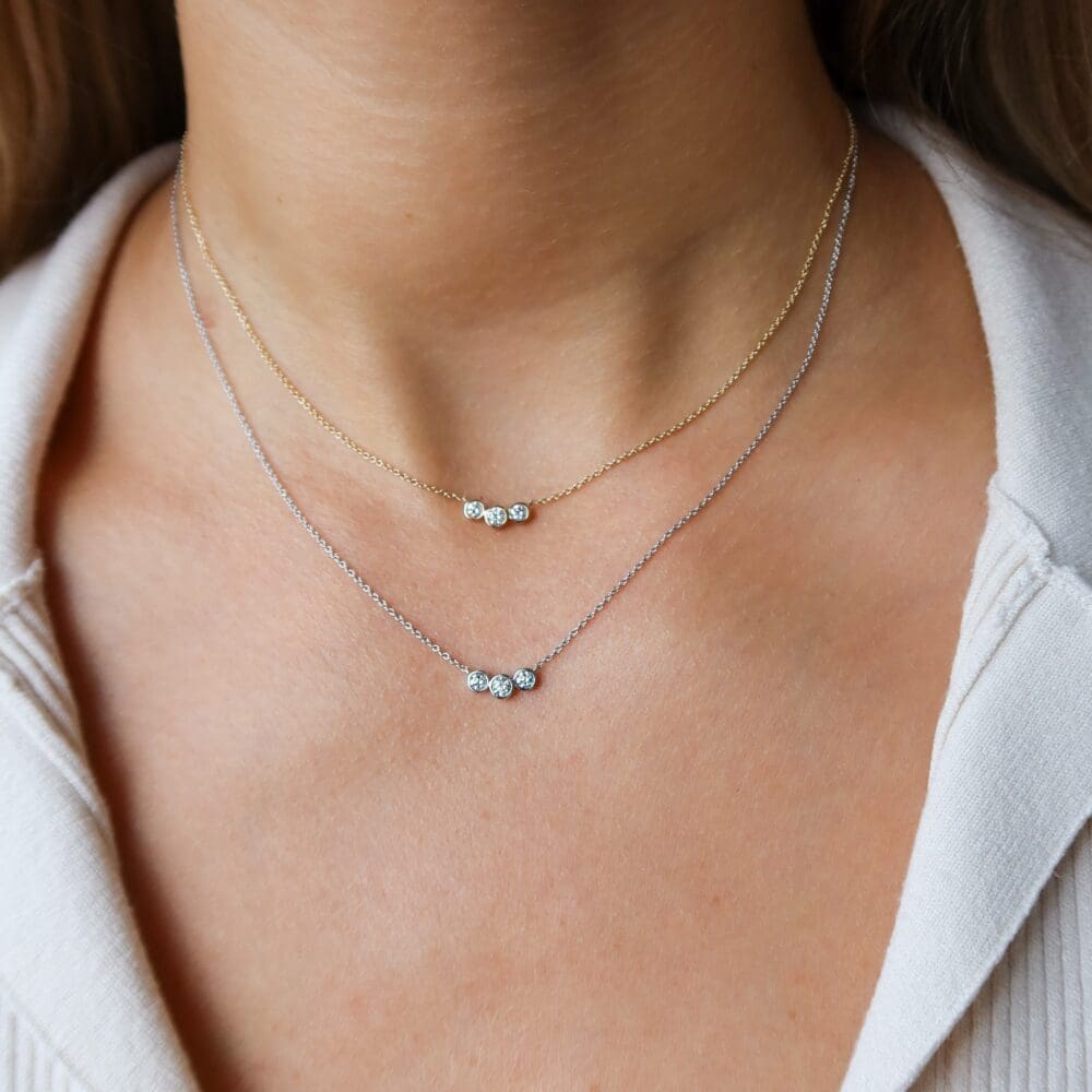 14kt gold three diamond bezel choker necklace | Luna Skye