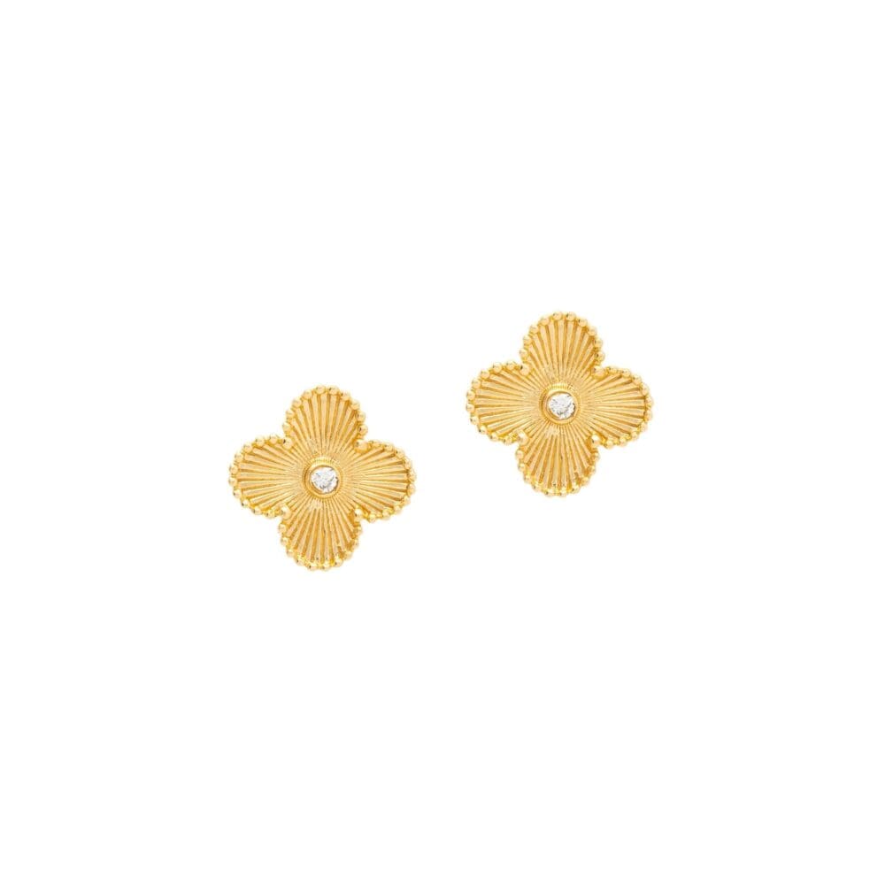 Medium Flower with Diamond Earrings Yellow Gold